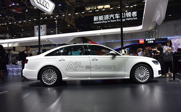 2016北京车展：国产奥迪A6L e-tron发布