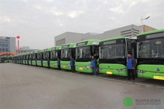 邵阳湘运集团投入280辆纯电动公交车服务县域市民