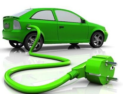 产销量重回“快车道” 新能源汽车催生新商业模式