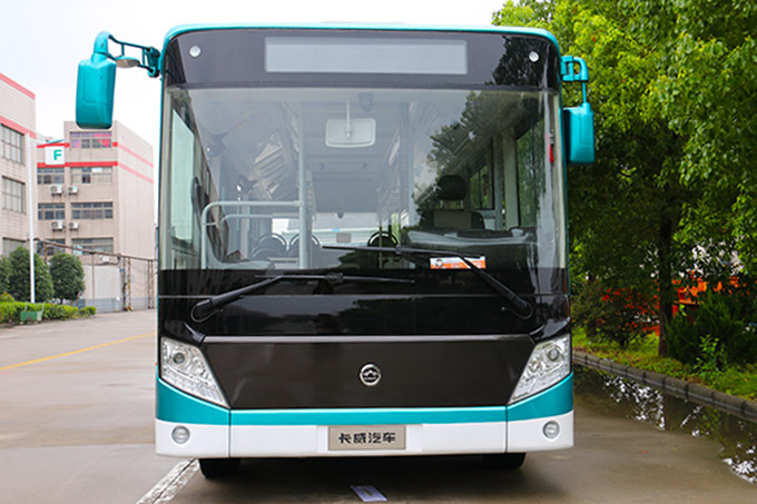 安全又环保  体验8.5米卡威EG2纯电动公交车