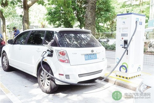 全国首个“智慧停车+充电一体化”试点项目在深圳建成投运