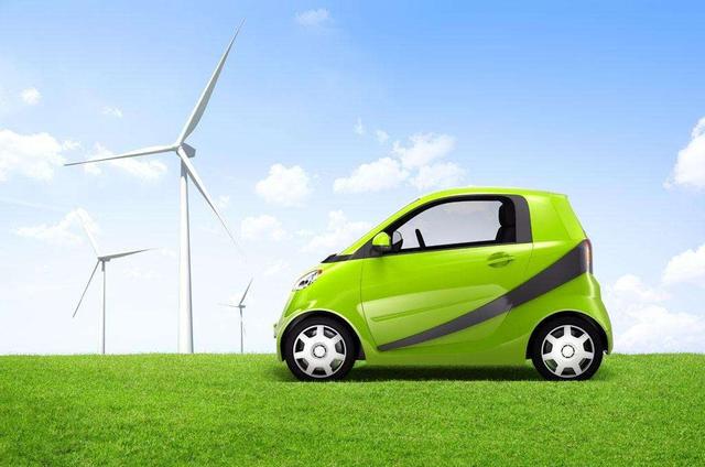 沈阳首个大型新能源汽车智能充电桩群投入使用