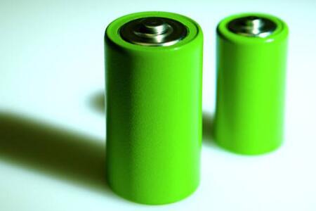 补贴滑坡、材料涨价 锂电池企业面临大洗牌