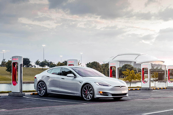 特斯拉停止Model S和Model X免费超级充电积分计划