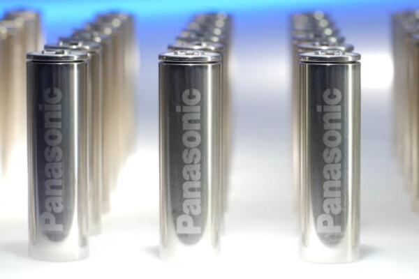 硅和磷烯复合物阳极提升锂电池充电速率及容量