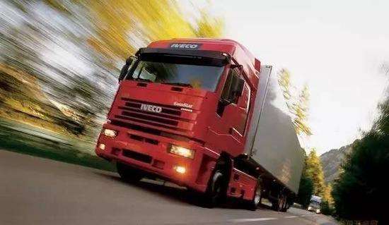 交通部：取消总质量4.5吨及以下普通货运车辆道路运输证和驾驶员从业资格证