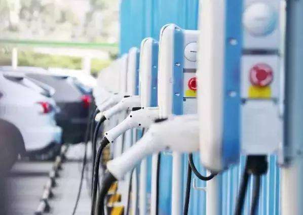 刘永东：我国大功率电动汽车充电标准制定工作即将启动