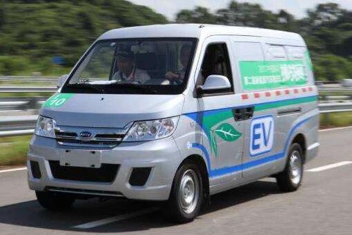 扬州:快递业推广使用符合国家标准的新能源微面货车等车辆