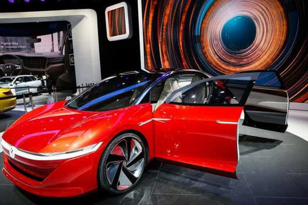 新能源汽车市场 哪些车企在主打插电混动车型？