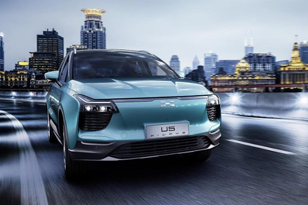 定位轿跑SUV 爱驰U6将于北京车展首发亮相