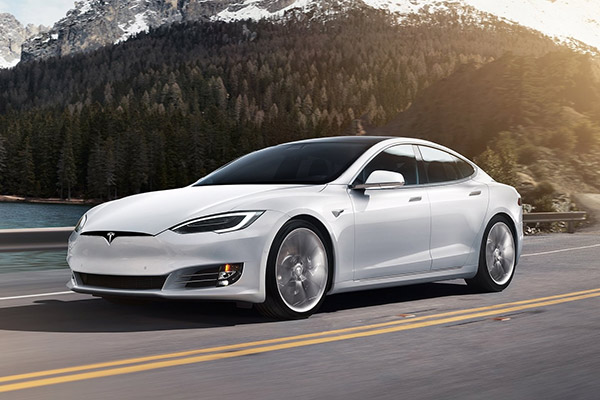 特斯拉又降价！Model S双电机车型均降2.3万