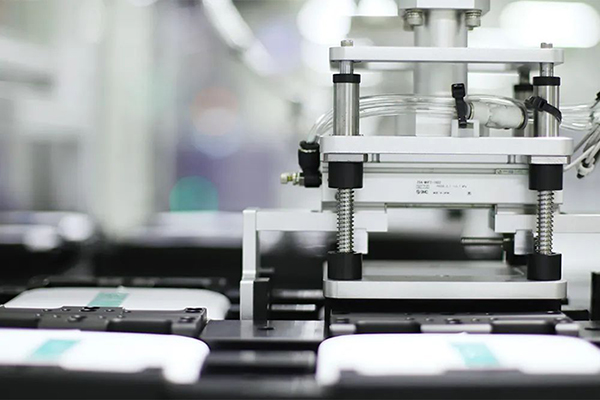 富士康首家电池工厂开工 产品将用于电动汽车及储能系统