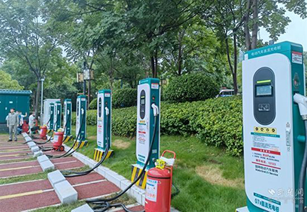 鄂州将建设17个充电设施项目，满足143辆电动汽车同步充电