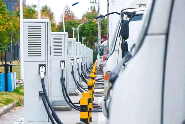 吉林省：到2025年，力争全省建成充换电站500座，充电桩数量达到１万个以上
