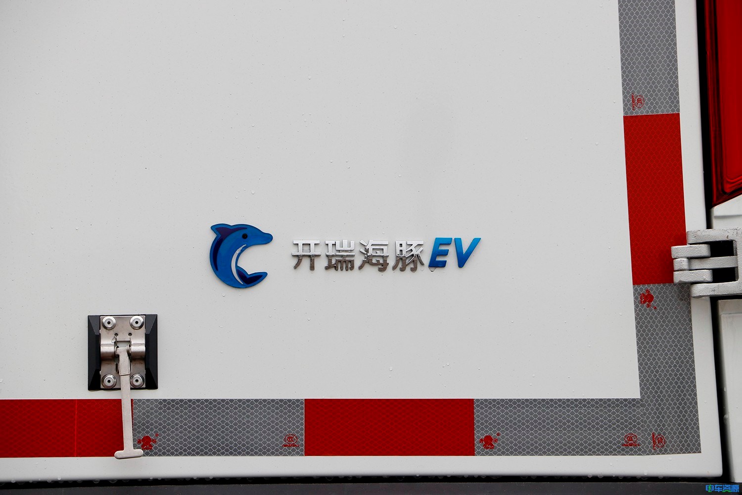 2019款 海豚EV 44.50kWh (SQR5032XXYBEVH12)-大面图片