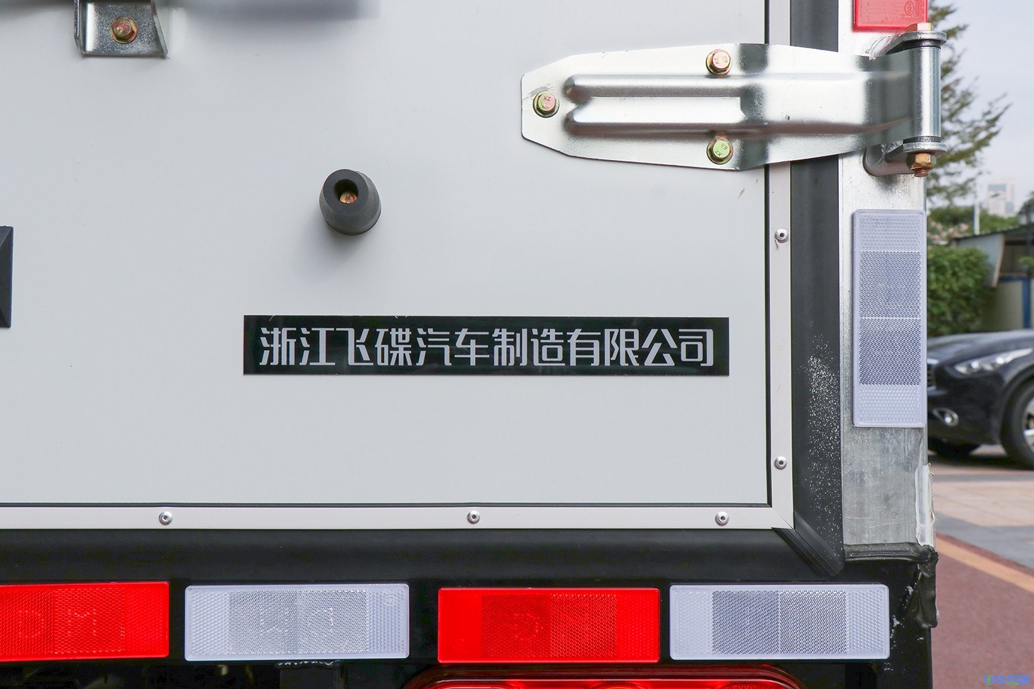2022款 飞碟EF3 厢货 宁德时代 55.7kWh（FD5044XXYD66BEV-1）-小卡图片