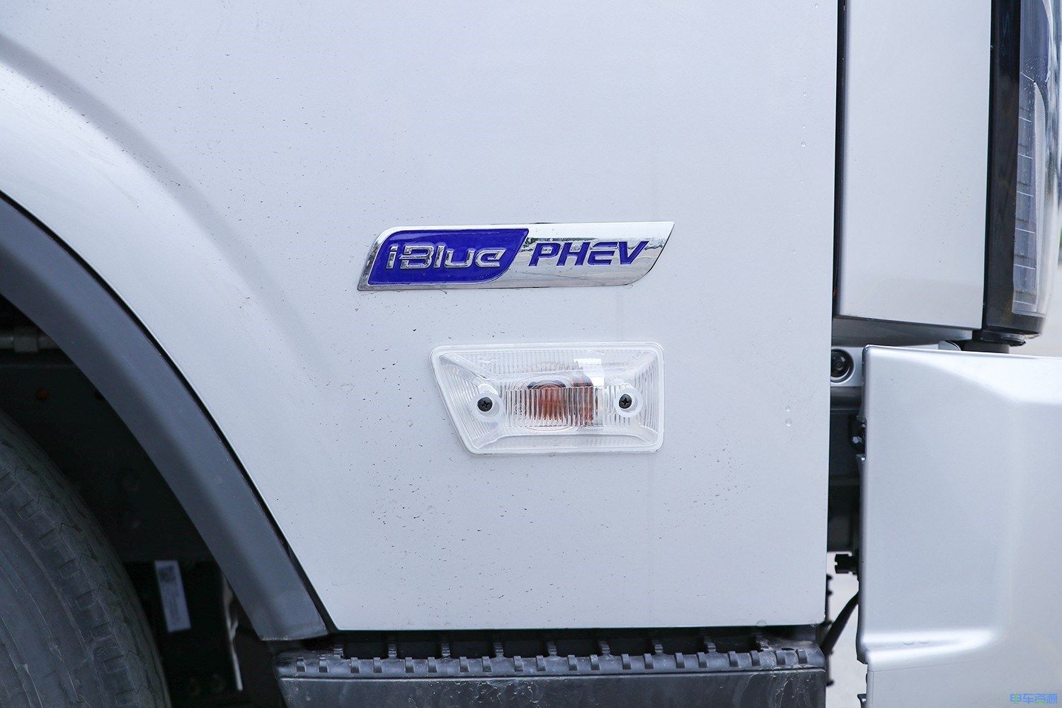 2024款欧马可智蓝HS混动轻卡(HS1·750）盟固利 14kw·h（BJ5048XXYPHEV1）-轻卡图片