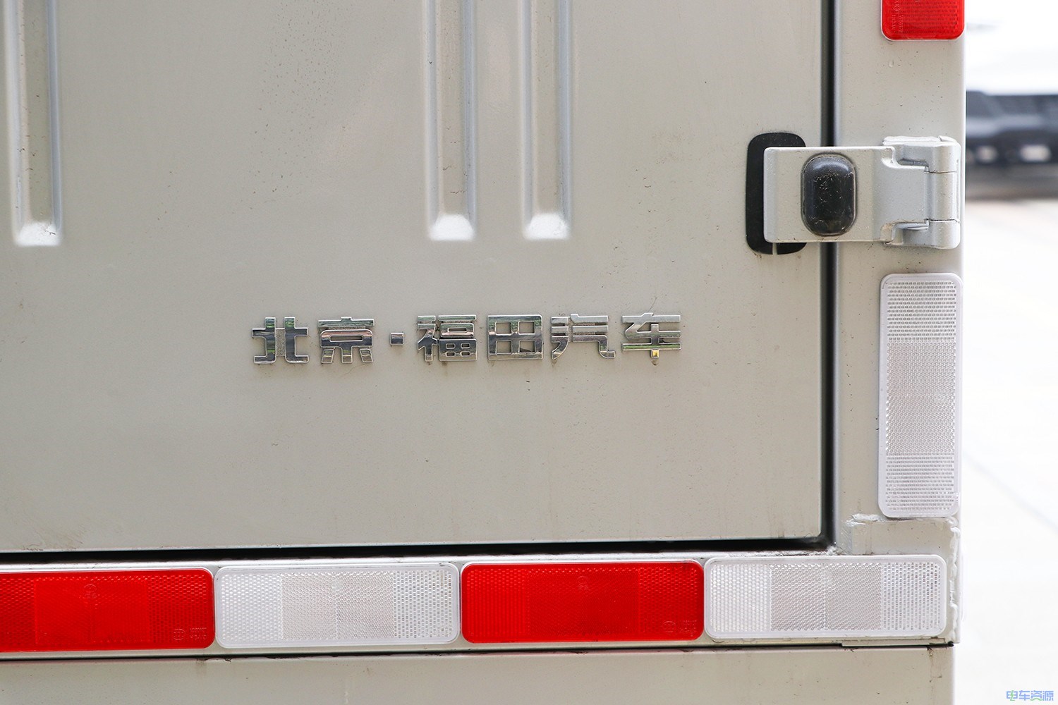 2024款欧马可智蓝HS混动轻卡(HS1·750）盟固利 14kw·h（BJ5048XXYPHEV1）-轻卡图片