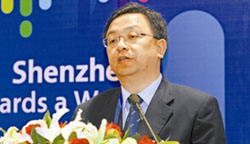 比亚迪总裁王传福：创领新能源汽车行业标杆