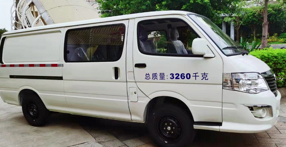 厦门金龙（高顶）纯电动面包车 首付3000，现车现提