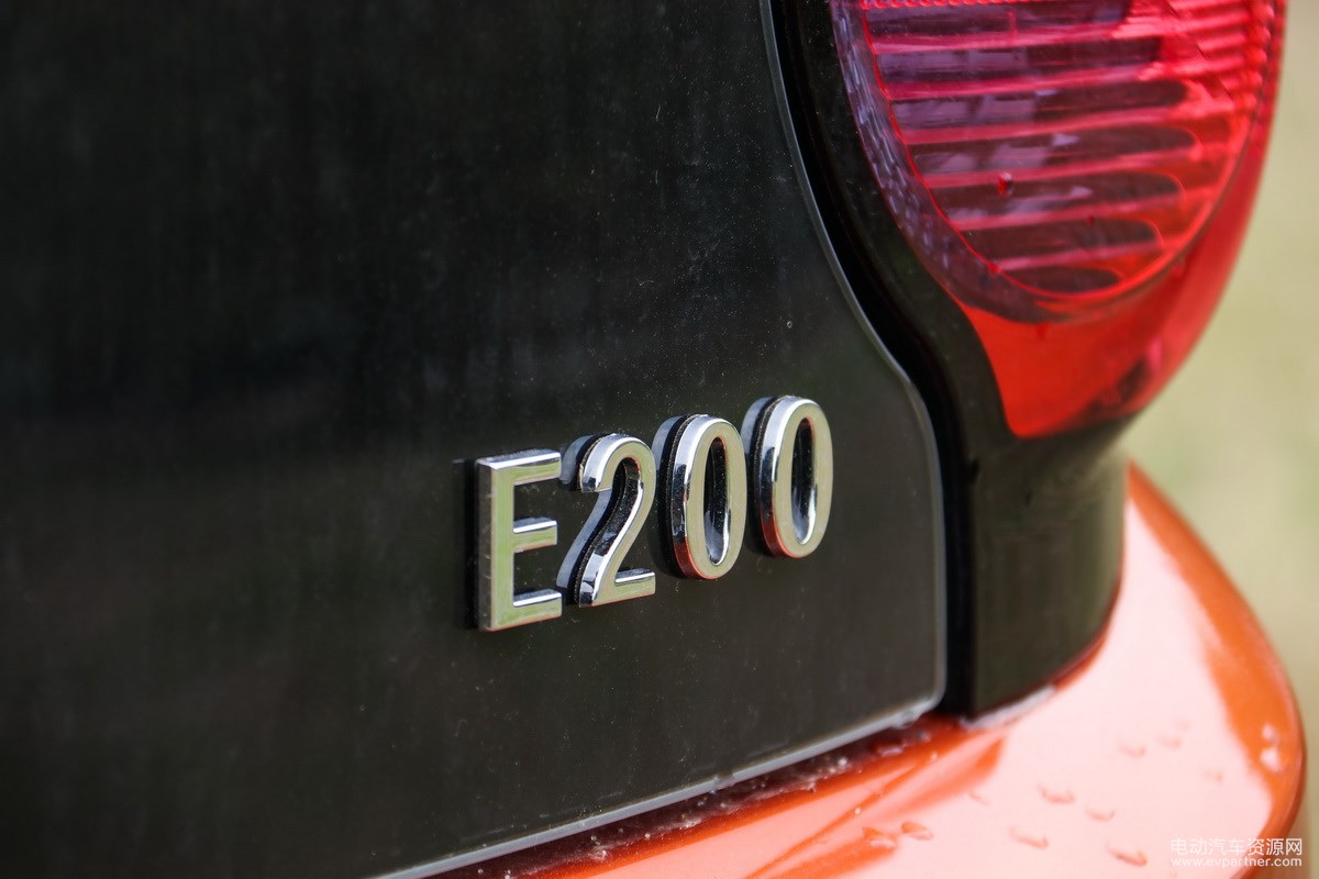 江铃E200 2016款 标准型