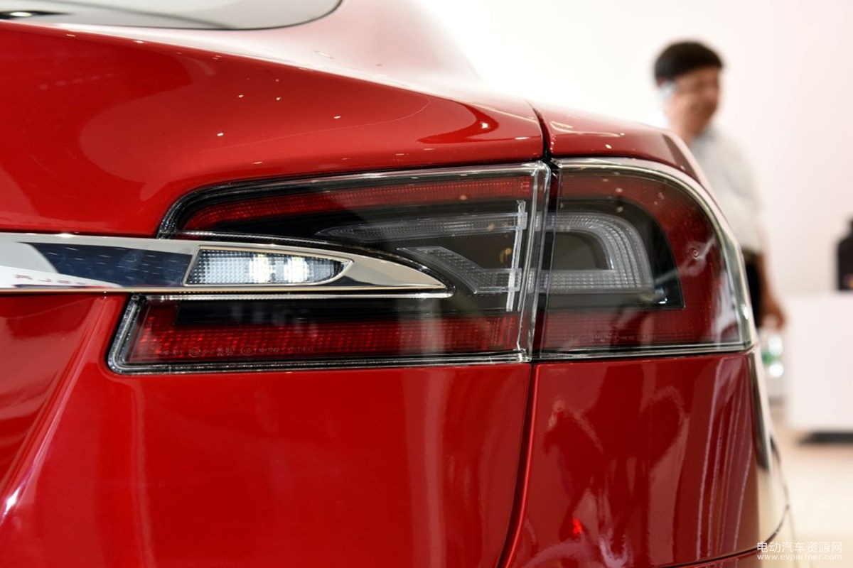 Model S 2016款 75D