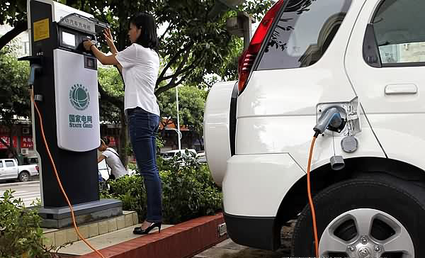上海2015年计划推广新能源车2万辆  或补贴基础设施