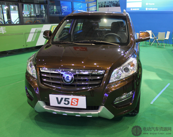 陆地方舟V5S纯电动SUV亮相 售价约7.5万元