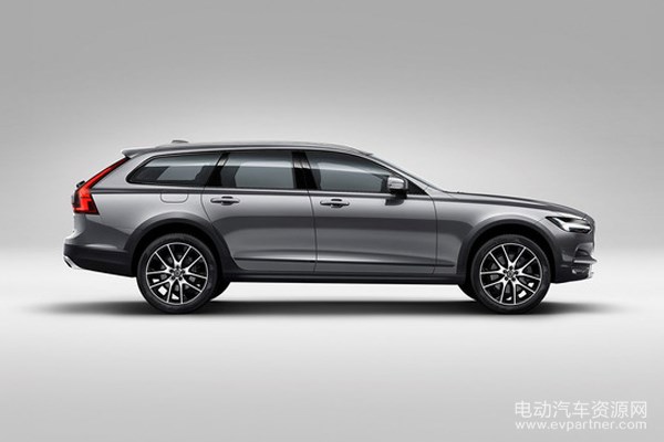 沃尔沃V90 Cross Country跨界车官图发布 搭载T8插电混动系统 沃尔沃V90 Cross Country跨界车官图发布 搭载T8插电混动系统