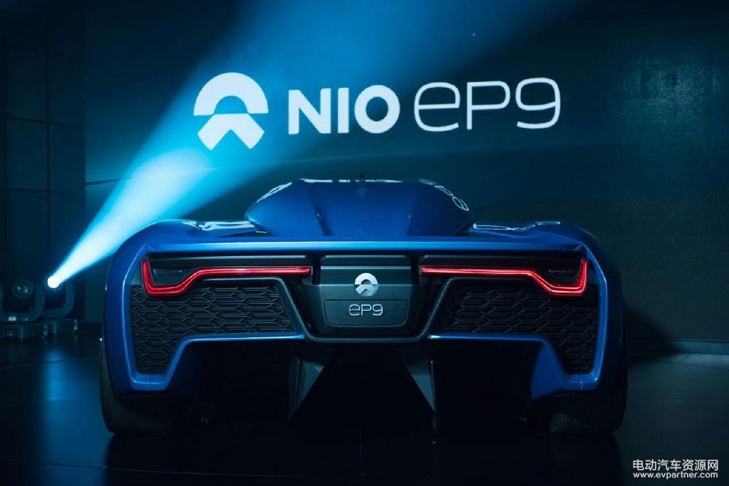 蔚来汽车发布英文品牌“NIO”  首款量产车ES8明年4月亮相