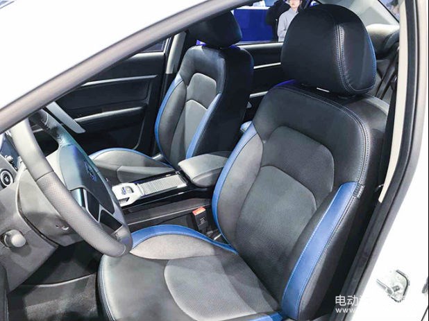 成都车展帝豪EV300亮相 国补+地补后售12.88万起