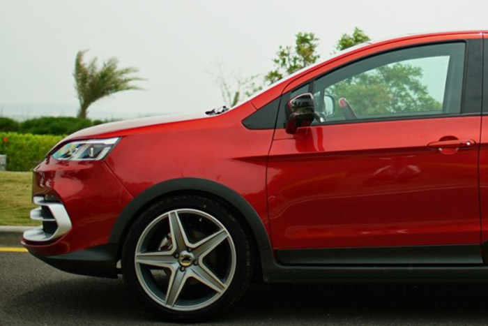 刺猬汽车首款纯电动SUV思迈尔正式发布