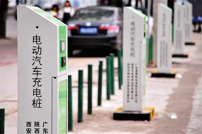 全国首座电动汽车充电站微综合体 杭州投入使用