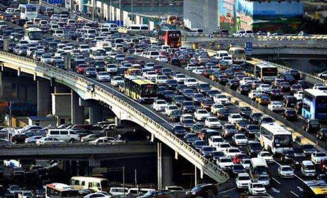 广东交通集团签署《战略合作框架协议》 推动自动驾驶发展