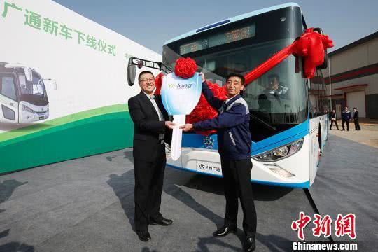 EV早报| FF总监曝贾跃亭接待潜在投资人；坚瑞沃能面临被暂停上市风险；远景AESC中国工厂落地……
