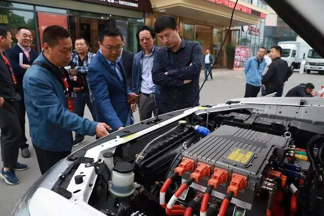 东风汽车股份发布四款新能源物流车