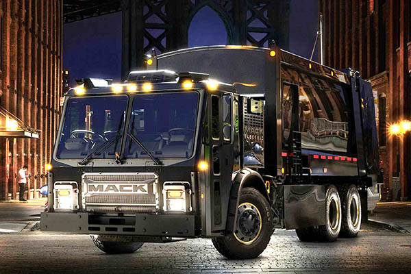 城市垃圾回收车电动化趋势不可逆转，美国卡车巨头马克也加入测试