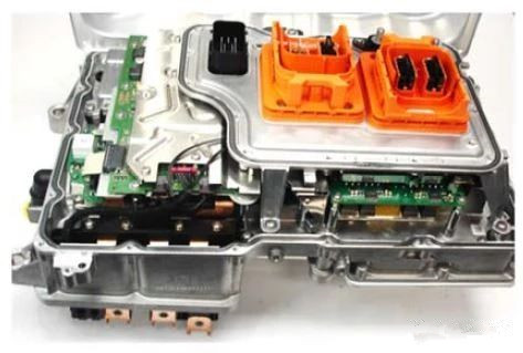 宝马纯电动汽车 i3（2016款）电机（Motor）、电控（PCU）