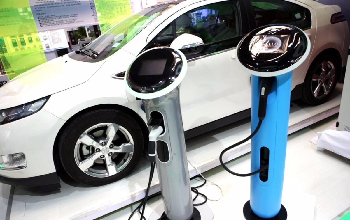 新能源汽车“禁限令”发布 专家：潜在购买力可达191万辆