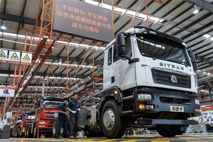 在亚洲最长重型汽车装配线，体验无人驾驶纯电动卡车