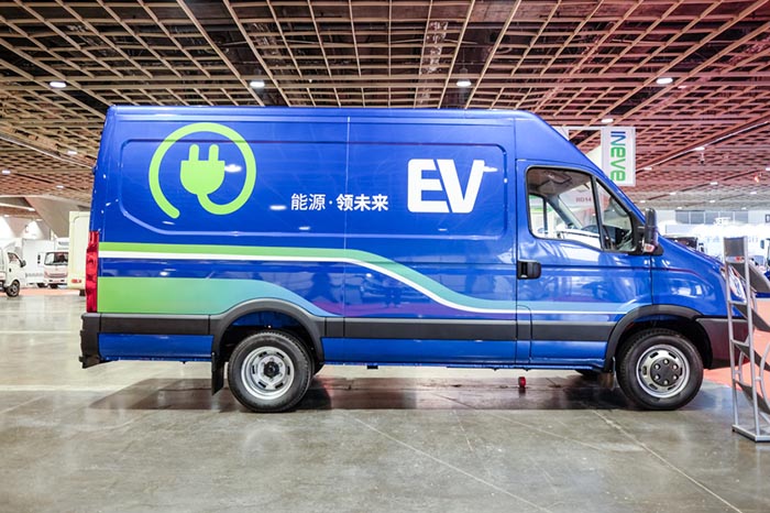 小众的高端大VAN，南京依维柯欧胜EV45纯电动轻客静态评测