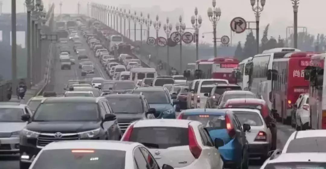 中国首批新能源车主陷入困境：修不了！也修不起..