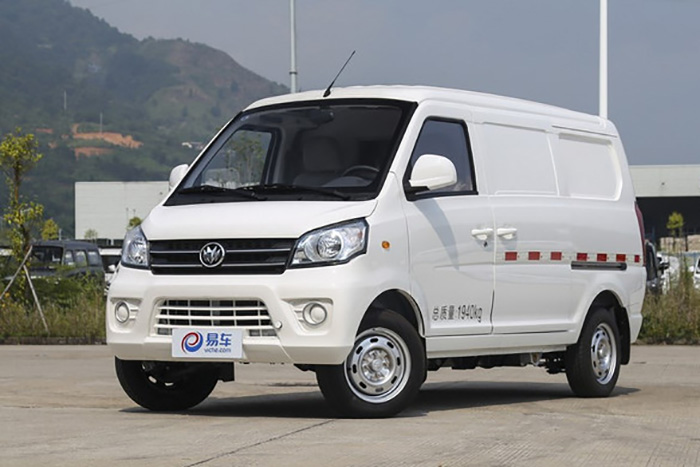 补贴前售价7.58-11.28万元 新款启腾M70 EV上市