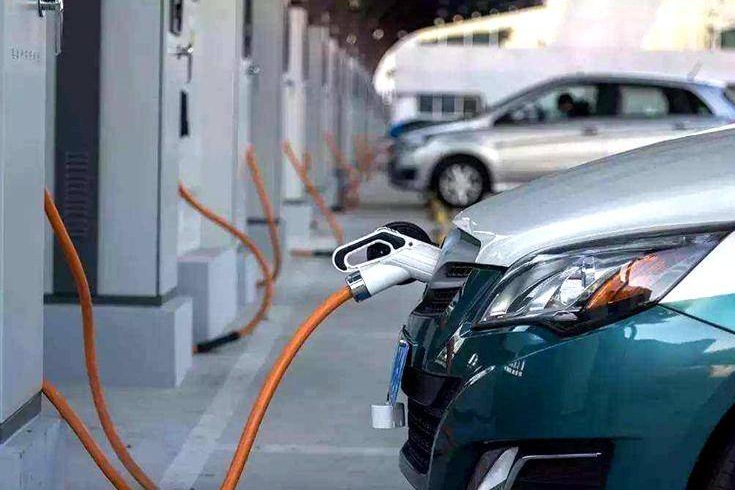 多重政策刺激消费 新能源汽车驶入新景气周期