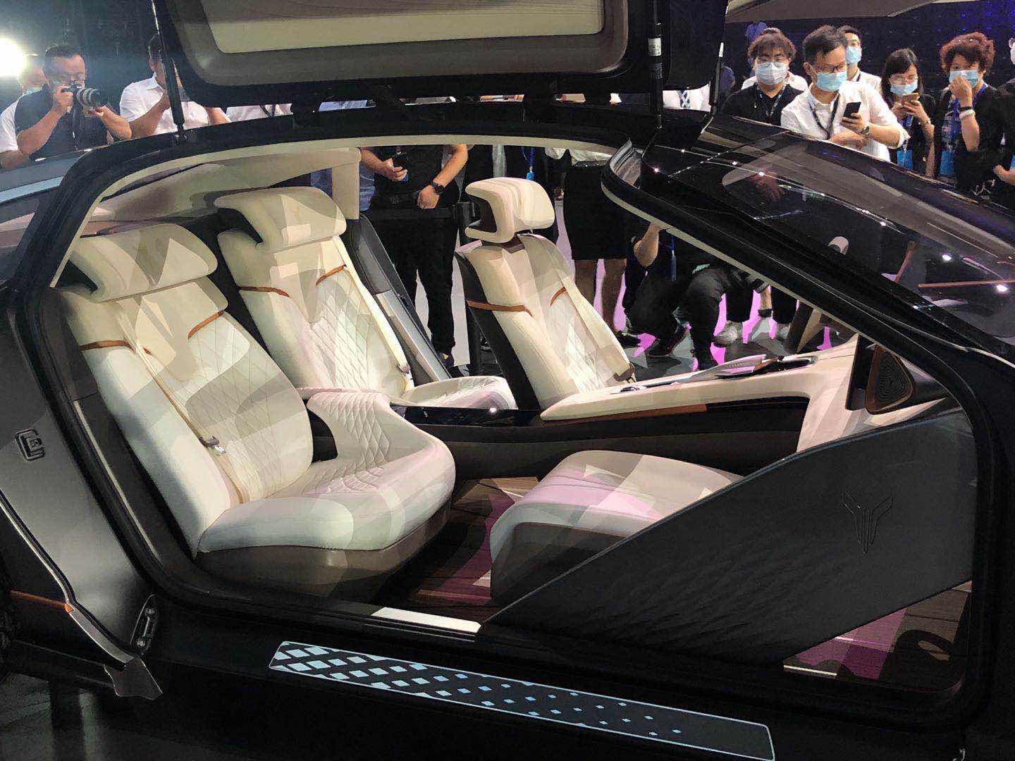 VOYAH i-Land概念车全球首发 东风发布岚图汽车品牌战略