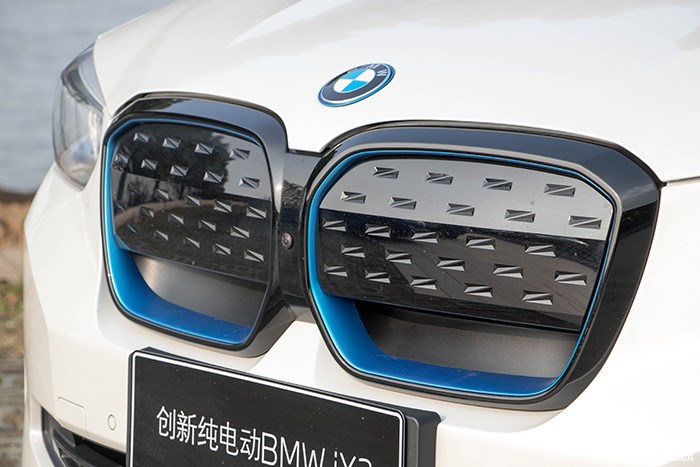 豪华纯电SUV新选择 试驾体验BMW iX3