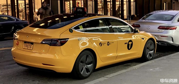 特斯拉Model 3出租车在纽约正式投入运营