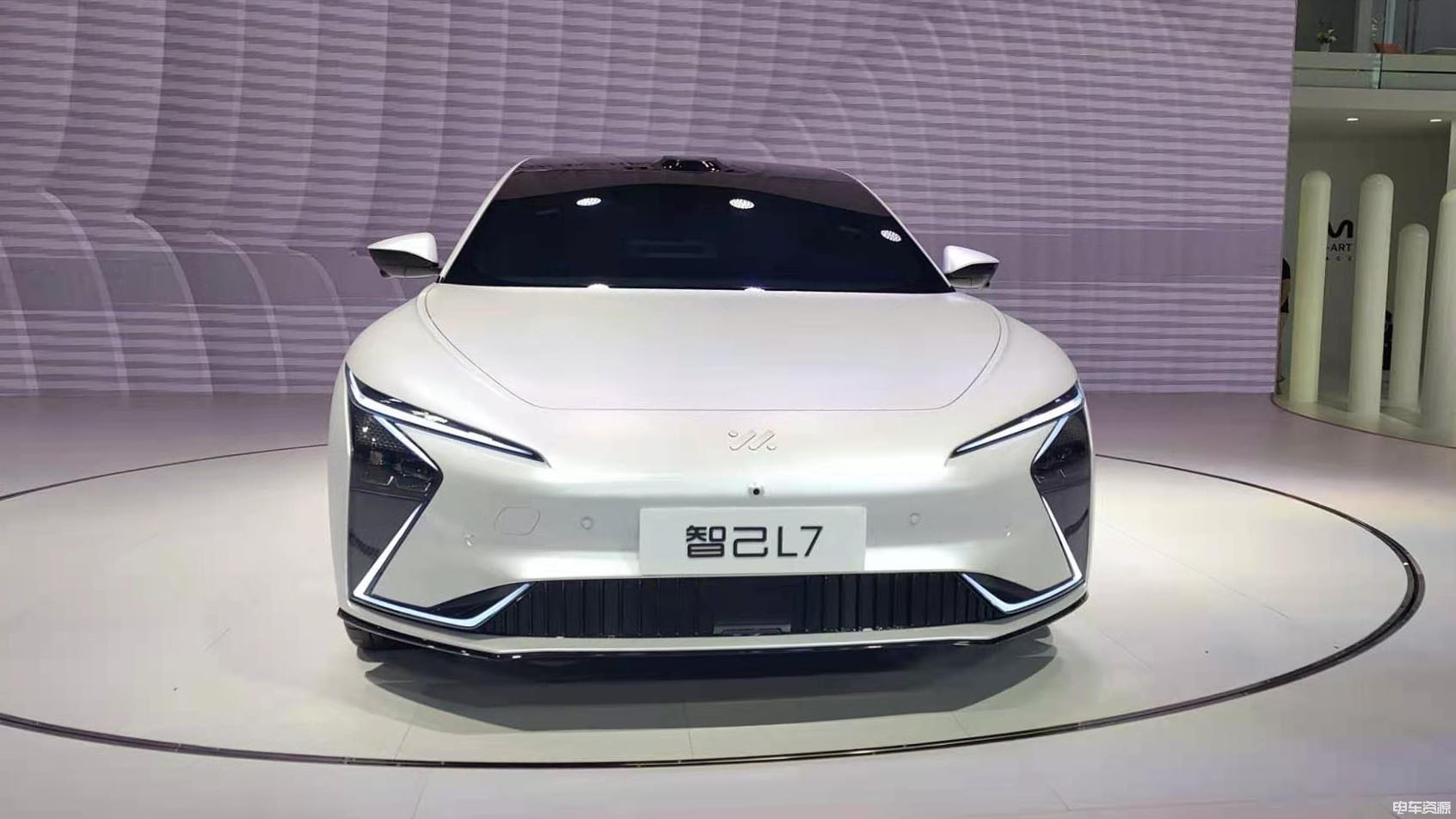 2021上海车展：智己首款车型L7正式开启预售