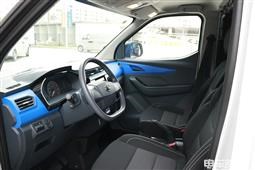 2018款 上汽MAXUS EV30 35kWh 短轴（SH5020XXYK6BEV）-中面图片