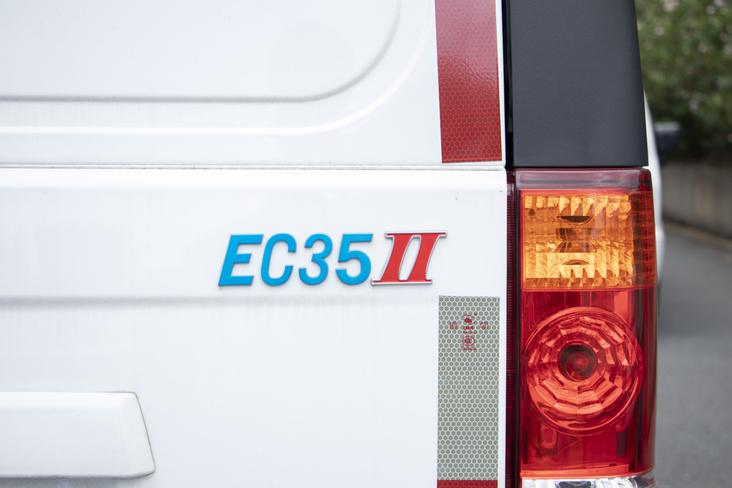 2018款 瑞馳EC35II 2/5座 桑頓42.04kWh（CRC5034XXYD-LBEV） -微面圖片